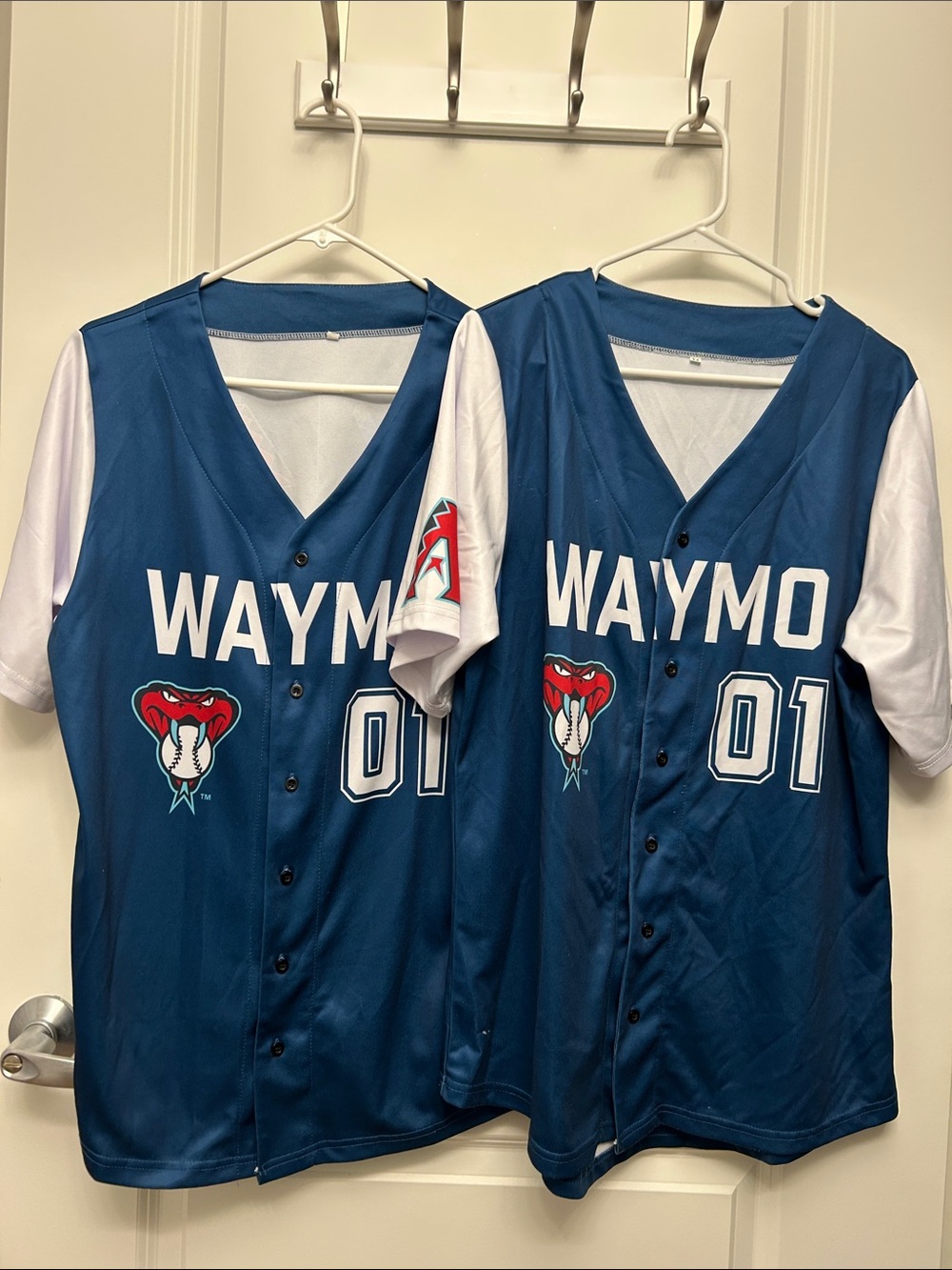 Mens Baseball Jersey - 01